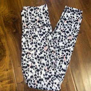 pink and white cheetah print leggings never worn
